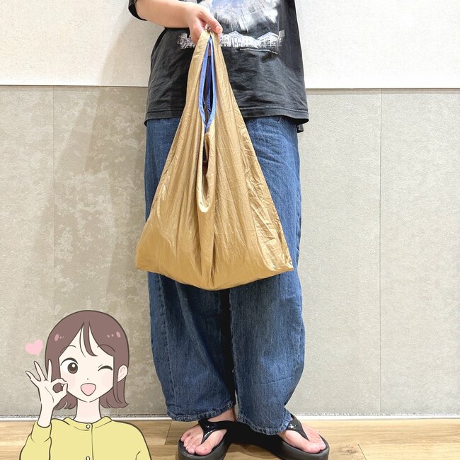 【3COINS】「全色買った」の声も!5秒でたためるエコバッグが快適すぎて手放せない《購入レビュー》