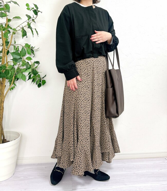 考えた人、天才じゃん！ワークマンの“花粉対策アウター”が1900円とは思えない実力！「ティッシュが常備できる」「2色買いました」