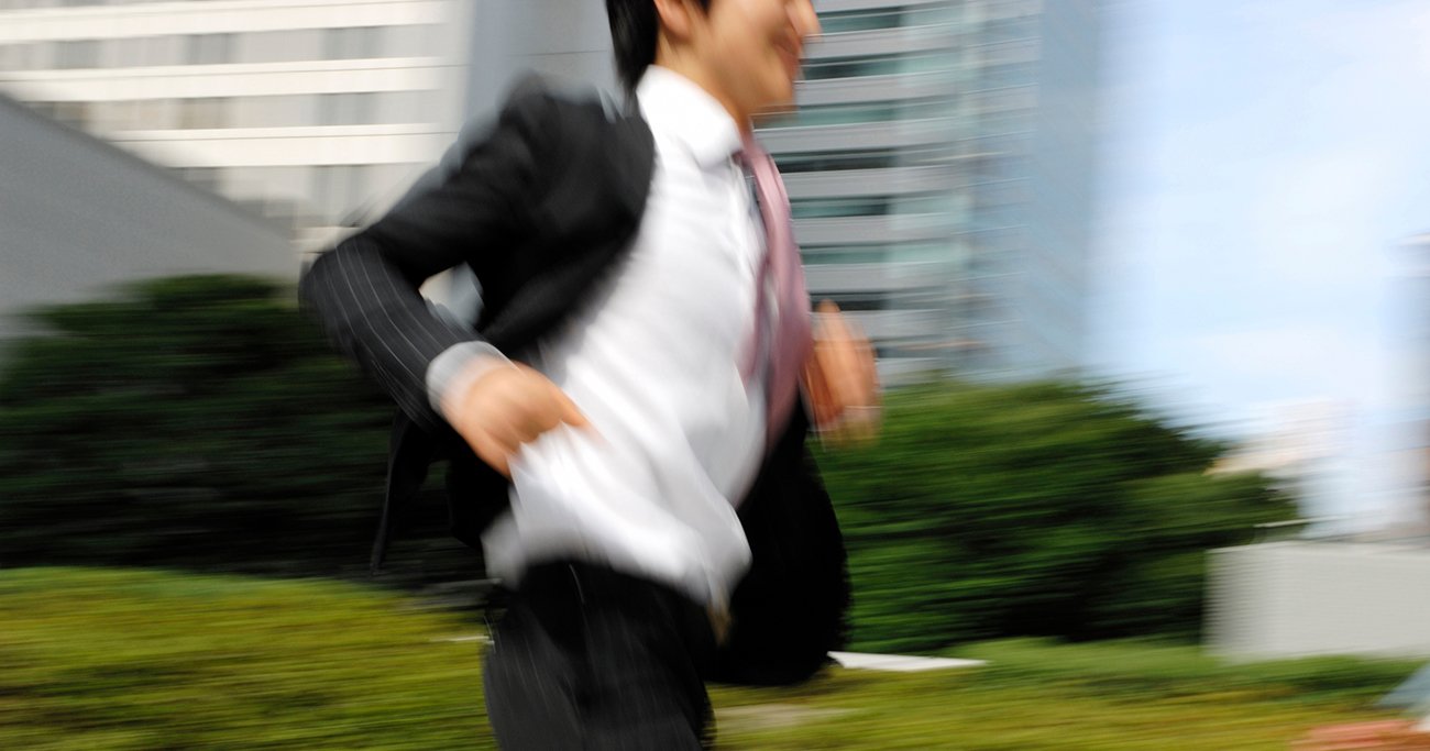 「ただ多忙なだけで仕事ができない人」の特徴・ワースト1
