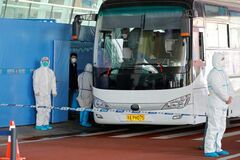 中国、WHO調査団2人の入国拒否　コロナ抗体検査理由に