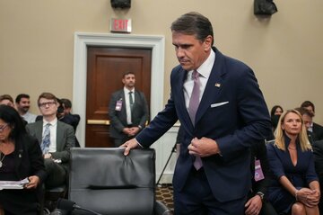 トランプ氏の「反武器化」基金は廃止＝司法長官代行