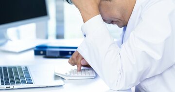 沖縄で「税金垂れ流し」の異常事態発覚!内部資料で判明した“高くて遅い”システム開発事業の中身