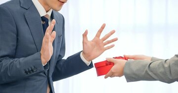 「義理チョコの習慣がなくなって少し寂しい」上司のつぶやきにどう答えるのが無難？