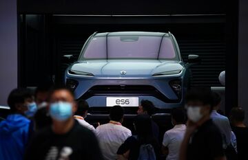 息吹き返す中国EVのNIO、飛ばしすぎにご用心