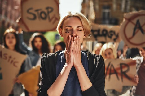 「環境保護運動家」の欧米のゆたかな白人エリートたちは、「正義」の名の下に貧しい国の経済発展を妨げている