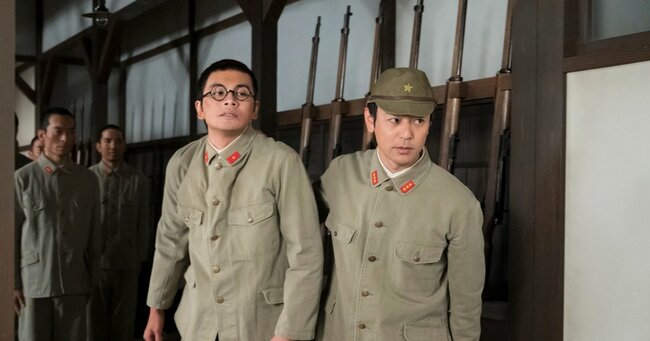 「男だらけ。ビンタだらけ」嵩(北村匠海)の前に現れた“再会”…その声が別人のようだった【あんぱん第51回レビュー】