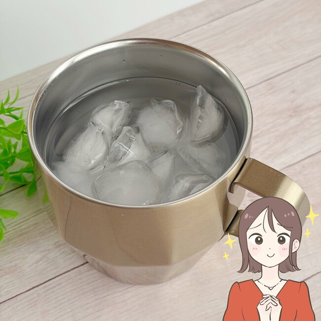 「かわいくて一目惚れ」スターバックスの“きらきら輝くマグカップ”使うたびに幸福感で満たされる~!「たっぷりサイズで形も素敵!」「マグカップだけど飾っておきたい」