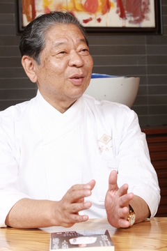 世界のシェフが学びに来る「和食」：「ＮＯＢＵ」「Matsuhisa」オーナーシェフ　松久 信幸　×　菊乃井 主人 村田 吉弘　対談＜前篇＞