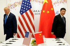 関税振りかざすトランプ氏、中国を翻弄