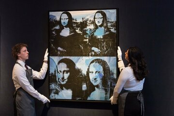 アートよりプライベートジェット　超富裕層の投資に異変