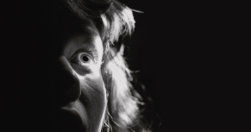 【危険】実は嫌われ始めているサイン・ワースト1