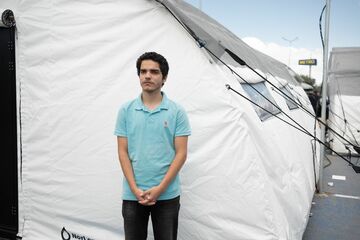 仕事も金もなく、ロ支配地域に戻るウクライナ人