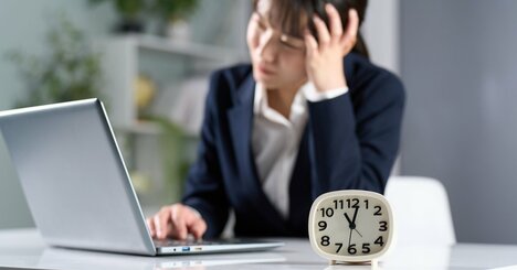 「忙しいのにさっぱり前に進めない人」の特徴・ワースト1