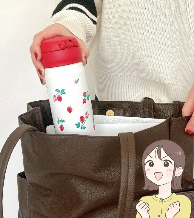 「過去イチ可愛い！」「毎日使ってます」アフタヌーンティー×サーモスの“いちご柄ボトル”がレトロかわいい…！「温冷の保持が信頼あり」