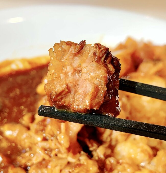 「美味しすぎて2杯目いきたい」すき家の“やけくそメニュー”期間限定なのが惜しい!「こういうのでいいんだよ」「いつものよりおいしい」《実食レビュー》