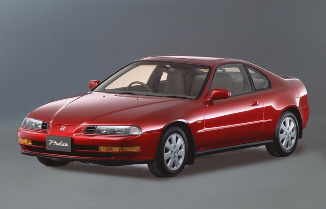 ボディをワイド化してスポーツ色を高めた4代目プレリュード