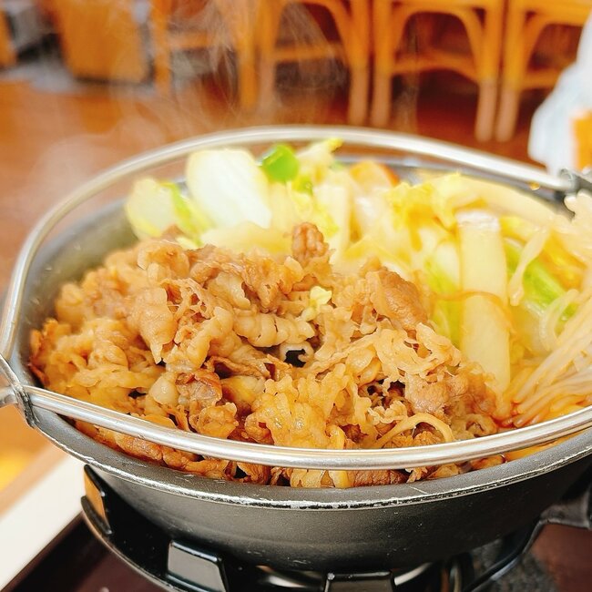 「私の大好物」「50回は食べるわ」すき家の“豪快すぎるメニュー”お肉2倍盛りのボリュームすごい！「美味すぎてわろてます」「当たりだった」《実食レビュー》