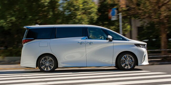 アルファード・エグゼクティブラウンジPHEV