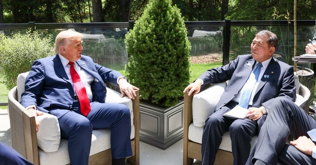 日本外交は対米“従属姿勢”の再構築を、トランプ路線同調よりも「日中韓3国協力」強化を目指せ