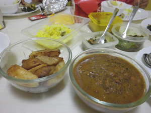 やっぱりランチはみんなでカレー!?<br />もしも同僚が全員インド人だったら…