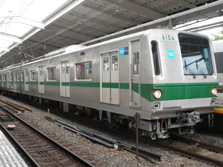 千代田線6000系車両