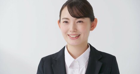一瞬で内定に近づく面接での言動・第1位は？