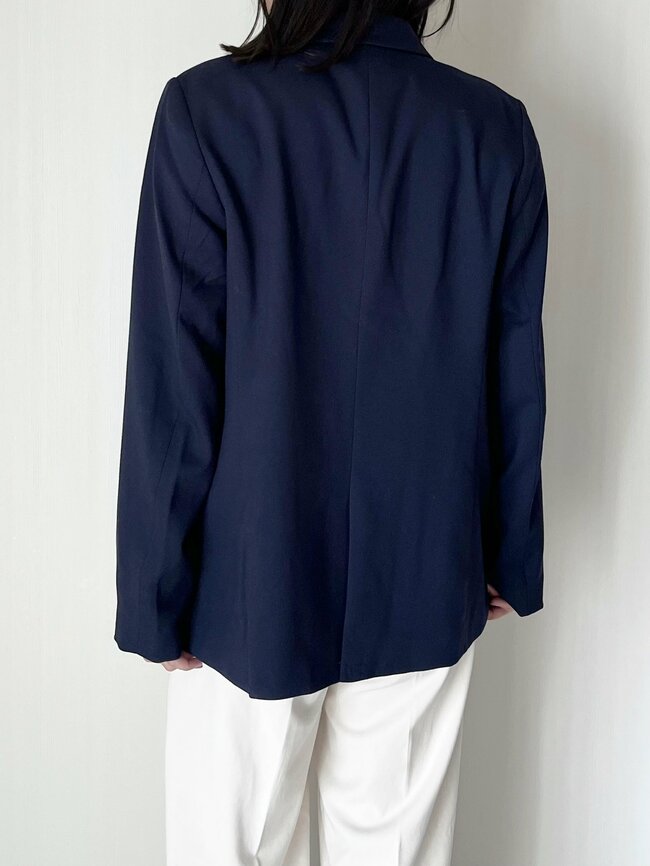 「毎年定番化して！」GUの“高見えジャケット”きれいめにもカジュアルにも着回せて天才すぎる！「ニットやスウェットにも合わせやすい」「オシャレで素晴らしい」