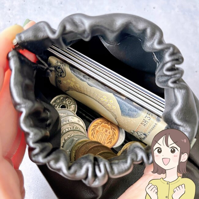 カードが30枚も入った！3COINSの「片手でパカッと開くポーチ」お財布代わりに使えて便利！《購入レビュー》