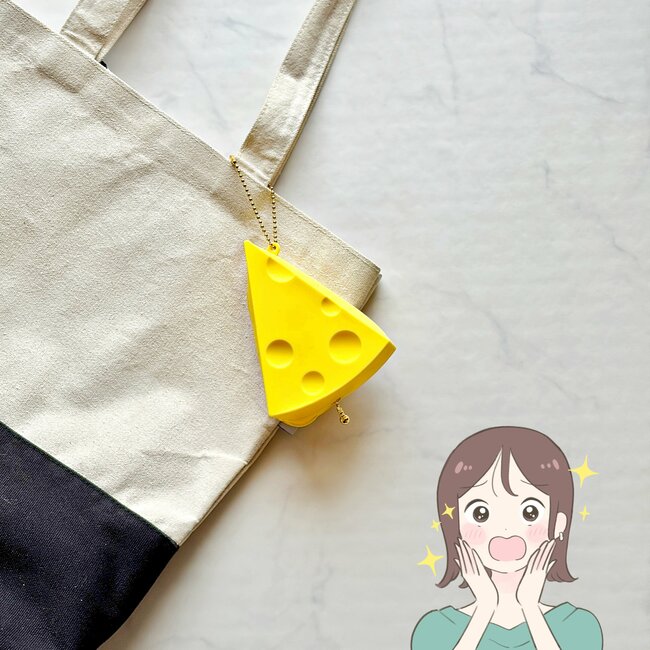 「買わずにはいられなかった」「ふつーに衝動買いしたわ」タリーズ×トムとジェリーの“チーズみたいなポーチ”エコバッグ付きで可愛すぎる…！