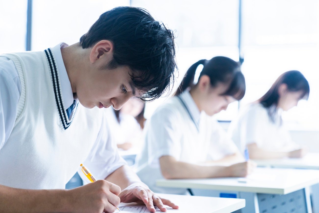 【働きながら3年で、9つの資格に独学合格】「読むのが遅くても合格できる」…超意外な突破法とは?