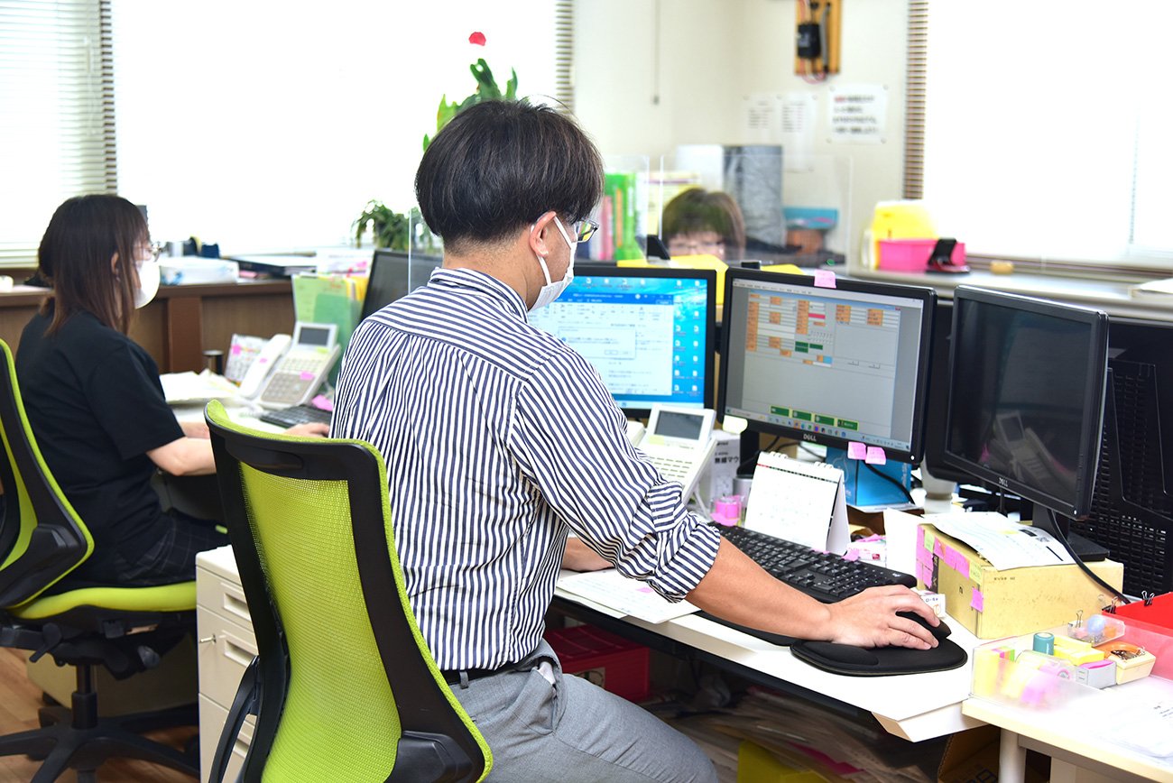 在庫半減、売上高4倍を実現した中小の医薬品卸会社が取り組んだ四つのDXとは？