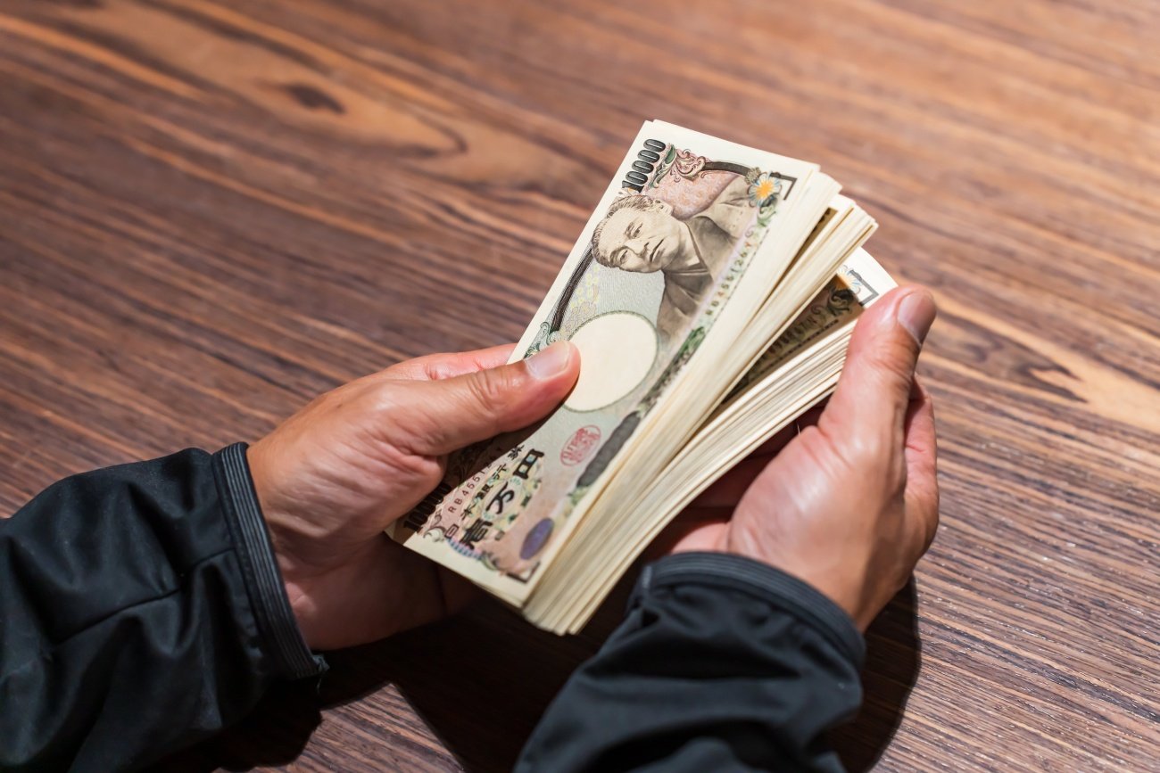 「税金にこだわりすぎて失敗した…」頭のいい人がやっている“金と株”の賢い売り方