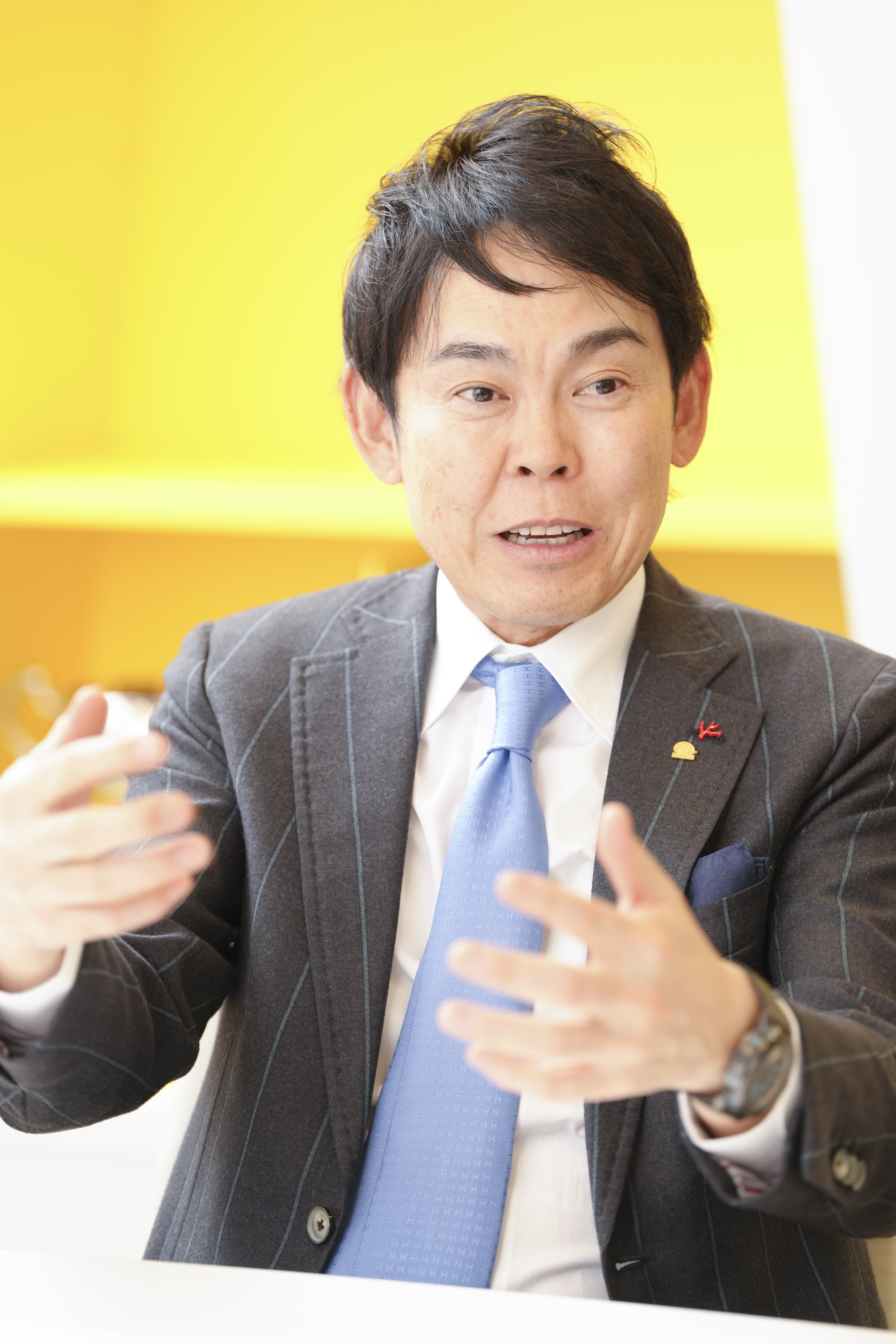 「会長の僕にいちいち聞かんといて」アース製薬社長が語る、普通の会社ではありえない経営哲学