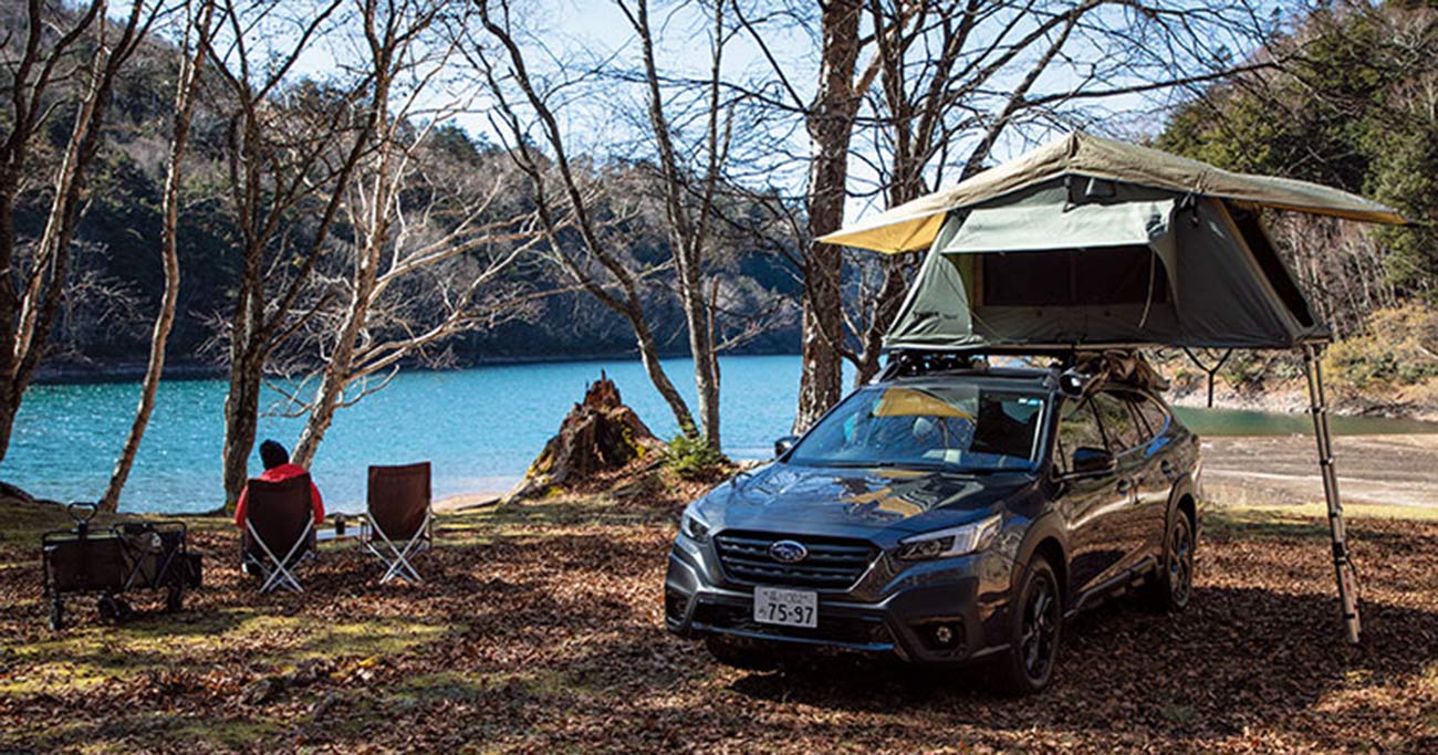 車の屋根上で広げる「ルーフテント」、キャンプで人気の魅力と注意点は？