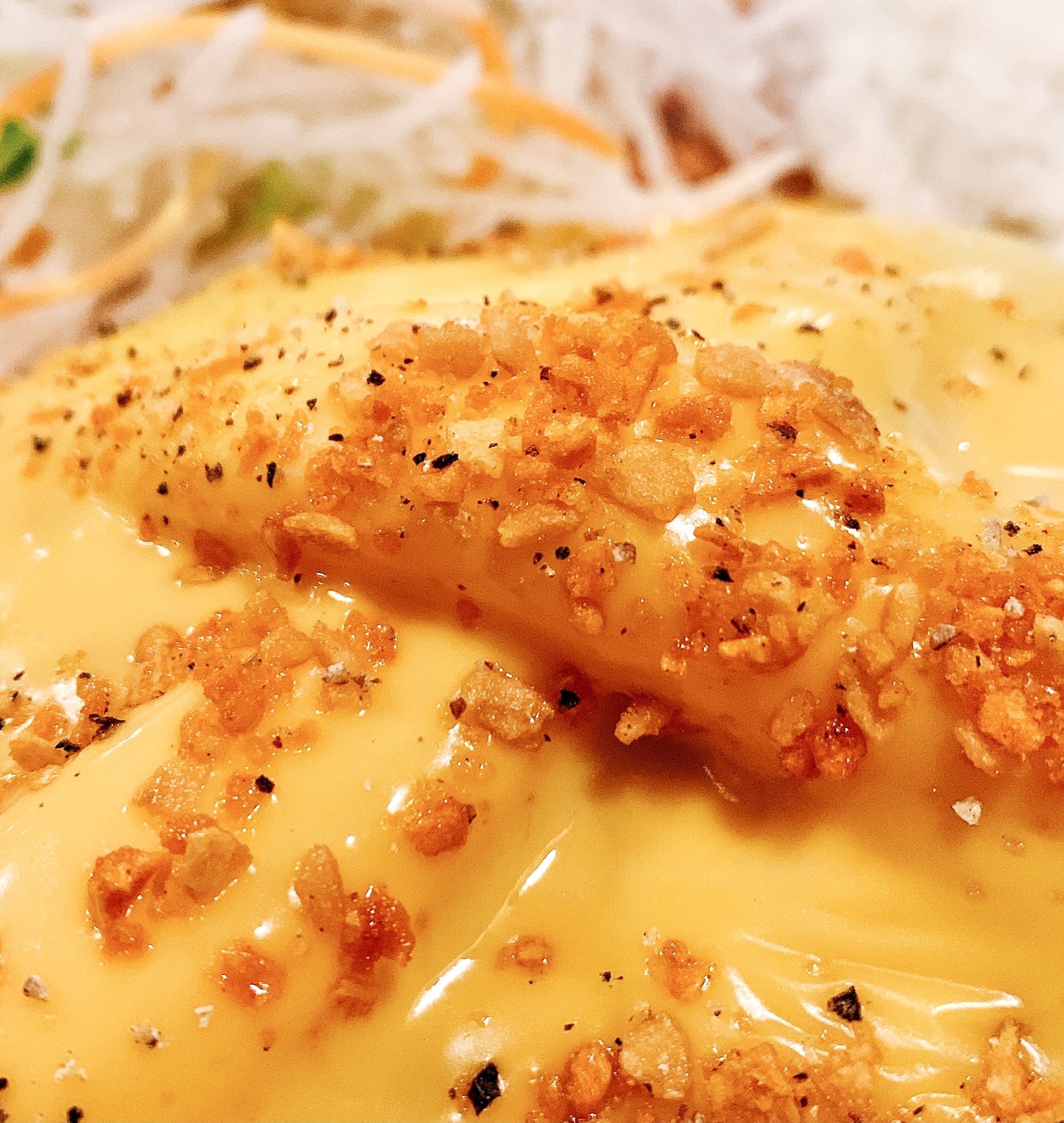 「チーズの量がやばい」「すごいボリューム」びっくりドンキーの“1300kcal超えメニュー”背徳感がスゴすぎる！「ギルティな味でめちゃ美味しかった」