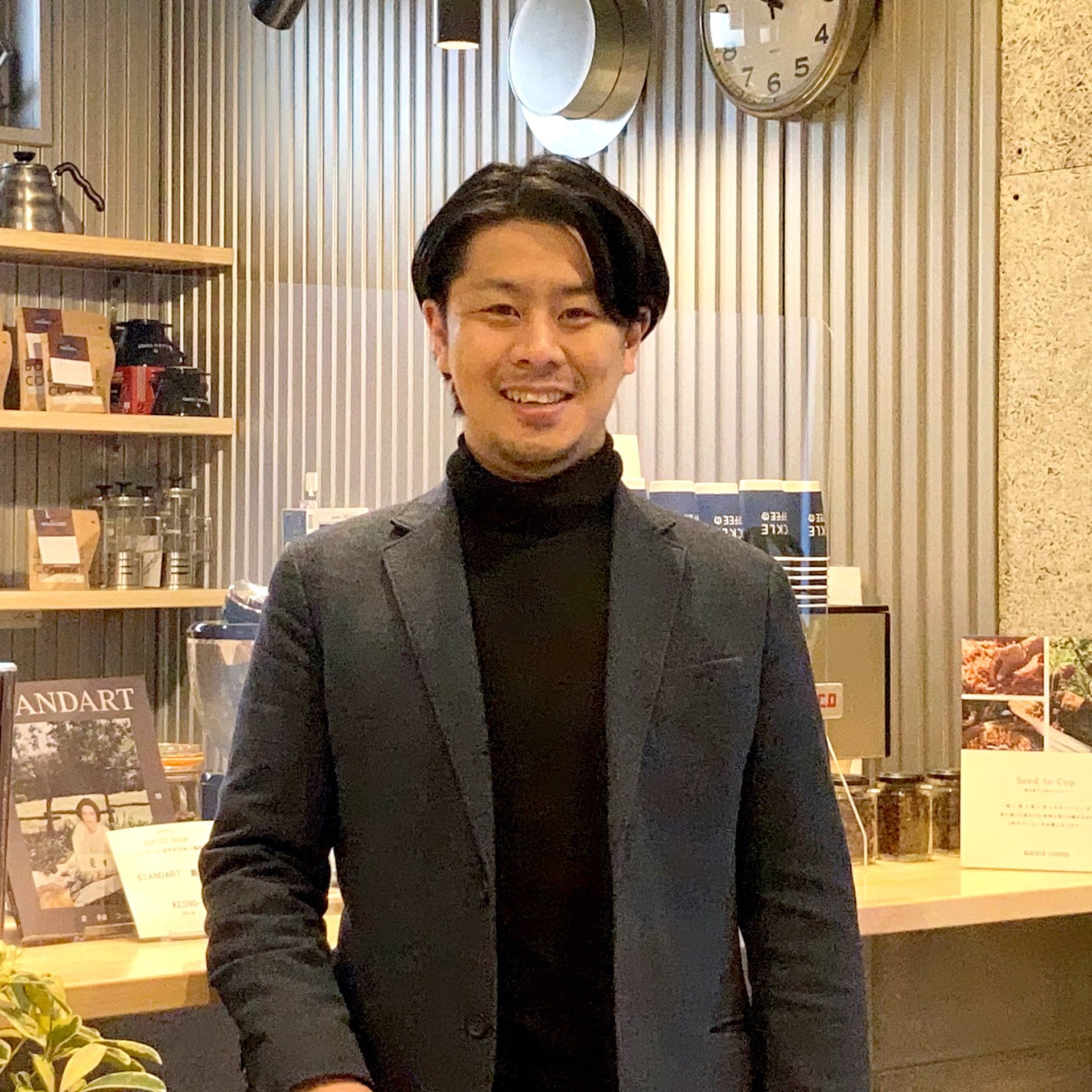 石山俊太郎