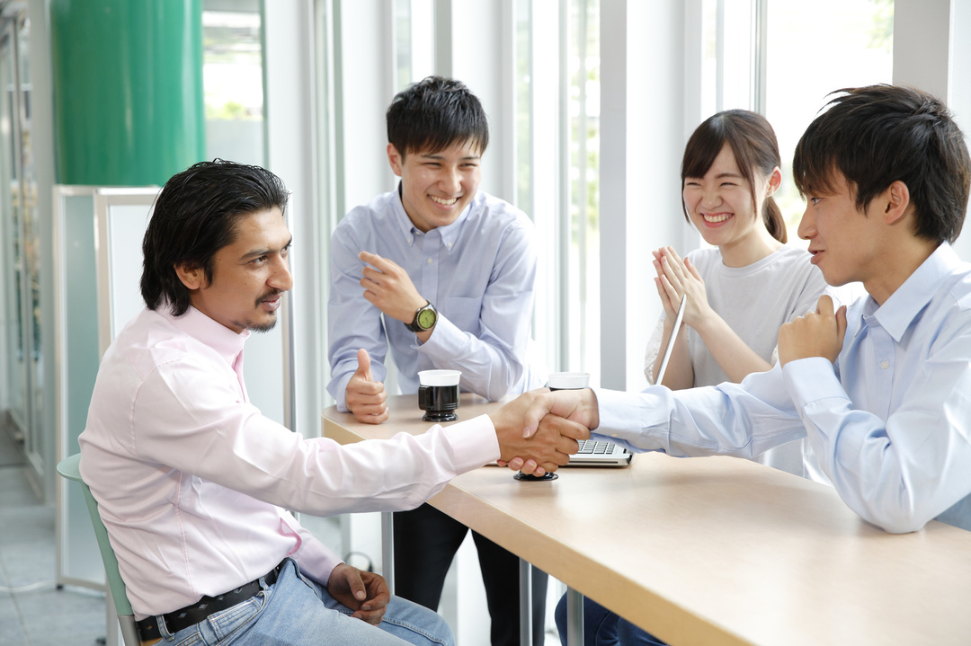 英語の 万能ほめフレーズ を知っていますか 英語は３語で伝わります どんどん話せる練習英文100 ダイヤモンド オンライン