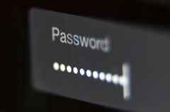 パスワード定期変更、むしろ安全を損なう