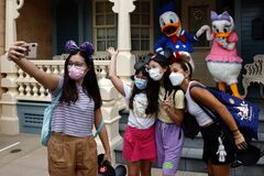 米ディズニー、2四半期連続赤字　コロナ禍響く