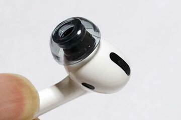 かっこよくAirPods Proをカスタマイズできる「SednaEarfit XELASTEC for AirPods Pro」