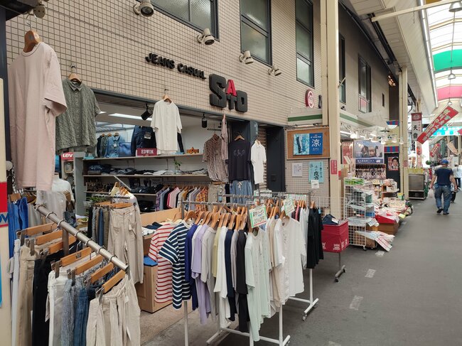「うそやろ、ここ神戸!?」三宮から10分、東山商店街のタイムスリップ感がヤバい【フォトルポ】