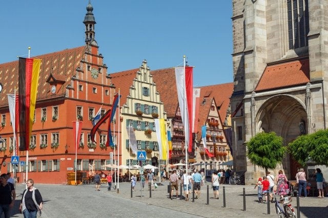 ドイツの魅力が詰まった7つの小さな町を巡る旅 オーバーアマガウ ネルトリンゲン 地球の歩き方ニュース レポート ダイヤモンド オンライン ドイツの魅力が詰まった7つの小さな町を巡る旅 オーバーアマガウ ネルトリンゲン 地球の歩き方ニュース レポート ダイヤモンド オンライン