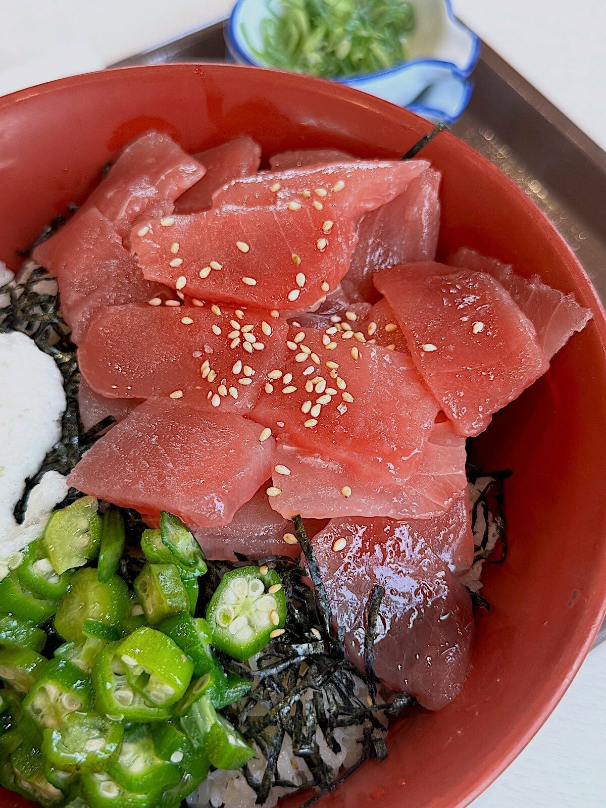 「値は張るけどバカおいしい」すき家の“まぐろ2倍どんぶり”が圧倒的なボリュームだった「かなりの満足感」「定番になって欲しい」