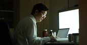 残業が月61~80時間の男性は、まるでランナーズハイの状態