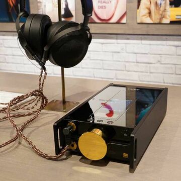 100万超すド級機の陰、ひっそりと進化したウォークマンA登場