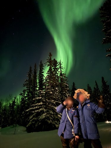 空に揺れるオーロラ