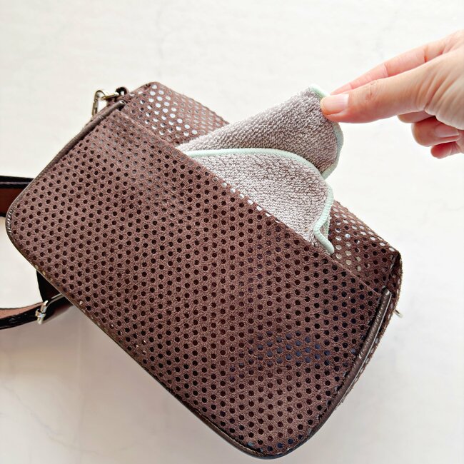 「こんなバッグを探してました！」ニコアンドの“お財布がいらないバッグ”荷物を減らせて快適すぎる！「使いやすさ満点です」「色違いも欲しくなってきました」