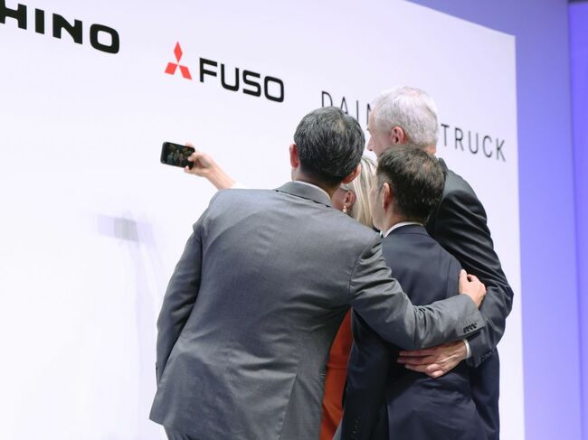 三菱ふそうはホンハイと、日野自も…「台湾」資本が日本のトラック業界に相次ぎ参入する理由