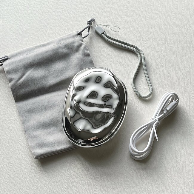 さすがフランフランだわ…！くり返し使える“10秒で温まるカイロ”お出かけの必需品になりました！「普通のカイロには戻れない」「3つ購入しました」