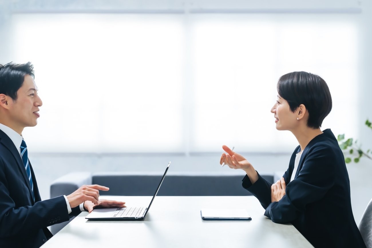 【できるリーダー】ミスした部下に「過去形」ではなく「現在形」で問いかける理由